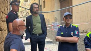 Scopri di più sull'articolo Agrigento, via Saponara: Il sindaco dispone la messa in sicurezza. E da Palazzo dei Giganti tornano finalmente ad arrivare le comunicazioni