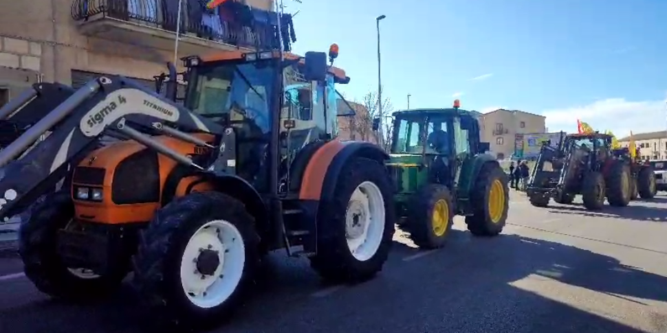 Al momento stai visualizzando Caro-gasolio, anche gli agricoltori sul piede di guerra: pronti a bloccare la Palermo-Agrigento