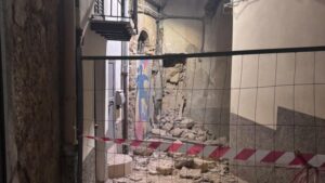 Scopri di più sull'articolo Agrigento – Via Saponara, nove anni dopo la diffida non ottemperata è arrivato il crollo: Nell’ordinanza anche il nome dell’avvocato Pennica