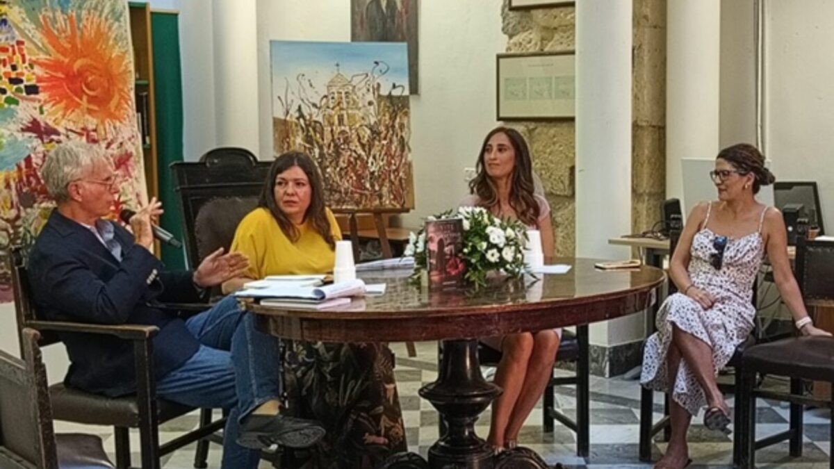 Al momento stai visualizzando Agrigento – Aragona: presentato Vite in un barattolo di Caterina Marotta
