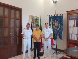 Scopri di più sull'articolo Agrigento – Menfi, il sindaco incontra il Comandante della Capitaneria di Porto di Sciacca