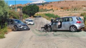 Scopri di più sull'articolo Agrigento – Incidente stradale a Monserrato, due feriti in uno scontro tra auto