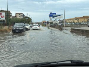 Scopri di più sull'articolo Agrigento – Primi allagamenti al viale Cannatello, Fattori e Sicurella: “E’ il momento di intervenire”