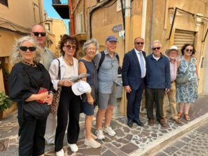 Scopri di più sull'articolo DAL COMUNE ALLA PROVINCIA: AGRIGENTO ACCOGLIE “READING THE LEOPARD”, IL TOUR INGLESE SULLE TRACCE DEL GATTOPARDO