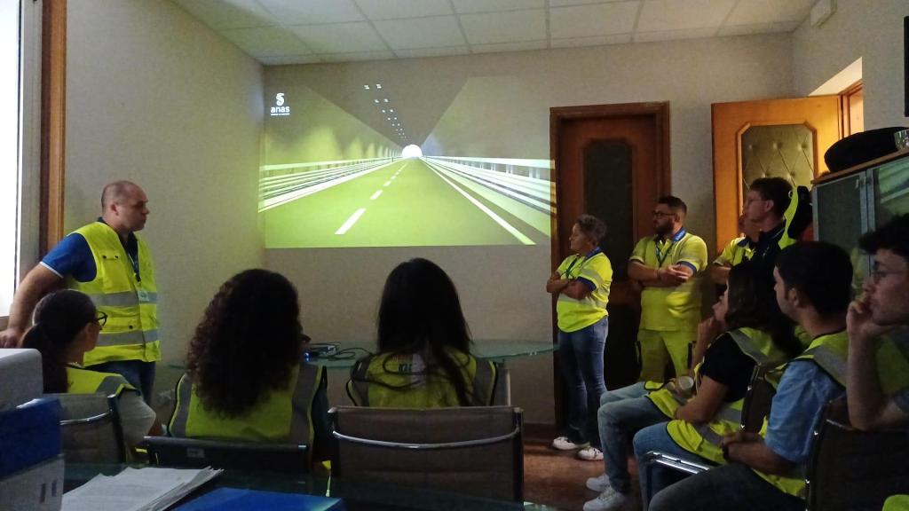 Al momento stai visualizzando Agrigento – Sicurezza stradale: i ragazzi “On the road” a fianco di Anas
