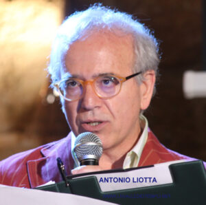 Scopri di più sull'articolo Agrigento – Trent’anni di “cultura per andare oltre”: lo straordinario traguardo della casa editrice Medinova celebrato al Logos Festival