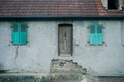 Al momento stai visualizzando Agrigento – Comprare casa vecchia: come riconoscere un tetto da rifare prima del rogito
