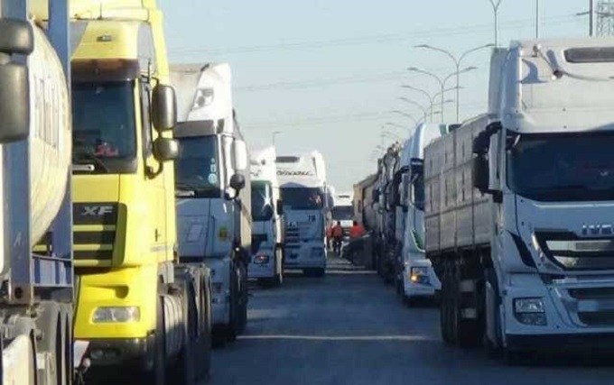Al momento stai visualizzando Agrigento – Caro carburanti, gli autotrasportatori siciliani: minacciano il blocco 