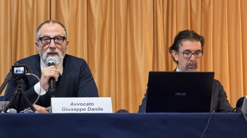 Al momento stai visualizzando Agrigento – Caso Crosta, il docente di “trasparenza” di Controcorrente finisce travolto dalle carte: La Vardera oggi cosa ne pensa?