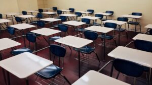 Scopri di più sull'articolo Agrigento – Scuola, oggi prima campanella in Sicilia. Turano: «Cominciamo con una buona notizia: finanzieremo tutti i progetti presentati per mense e buoni pasto»