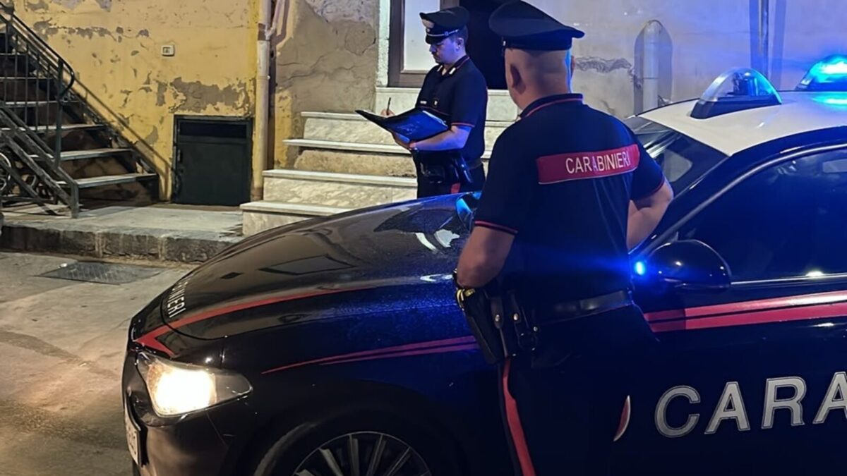 Al momento stai visualizzando Agrigento – Canicattì e Grotte, controllo dei Carabinieri: arrestata donna per detenzione illecita di stupefacenti