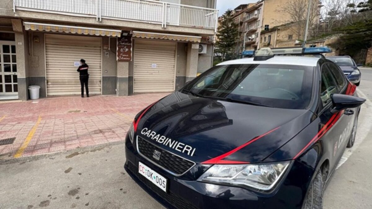 Al momento stai visualizzando Agrigento – Lite in famiglia a Burgio, spunta un fucile: 32enne minacciato dal cugino, scatta la denuncia