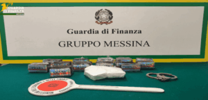 Scopri di più sull'articolo Agrigento – Sequestrati 3.5 chili tra cocaina e hashish, arrestato corriere 