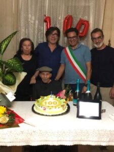Scopri di più sull'articolo Agrigento – Ravanusa, 100 anni per Calogero Mancuso: la comunità festeggia un secolo di vita