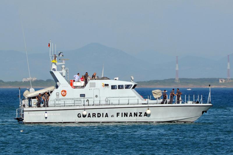 Al momento stai visualizzando Agrigento – Migranti nascosti su una barca a vela diretta in Sicilia: arrestato il proprietario tunisino