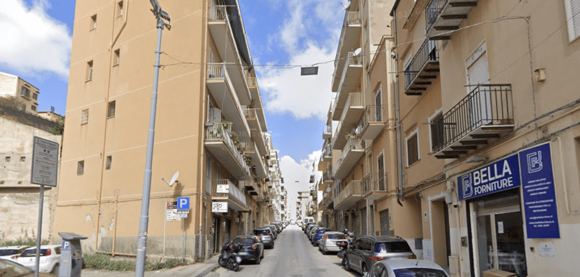 Al momento stai visualizzando Agrigento – Molotov contro l’abitazione di una giovane coppia in via Gioeni, indagini 