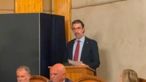 Scopri di più sull'articolo Agrigento – Caso Crosta: nessun passo indietro, si cerca di evitare la rottura con Controcorrente