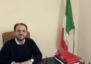 Scopri di più sull'articolo Agrigento – Pisano risponde a La Vardera: «La casa ereditata non è abusiva». Poi chiama in causa Crosta: «Mostri i titoli e rimetta le deleghe»