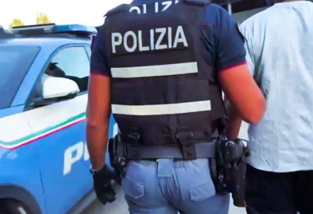 Al momento stai visualizzando Agrigento – Nascosto all’interno di un pozzo luce per sfuggire alla cattura, arrestato per tentato omicidio e lesioni