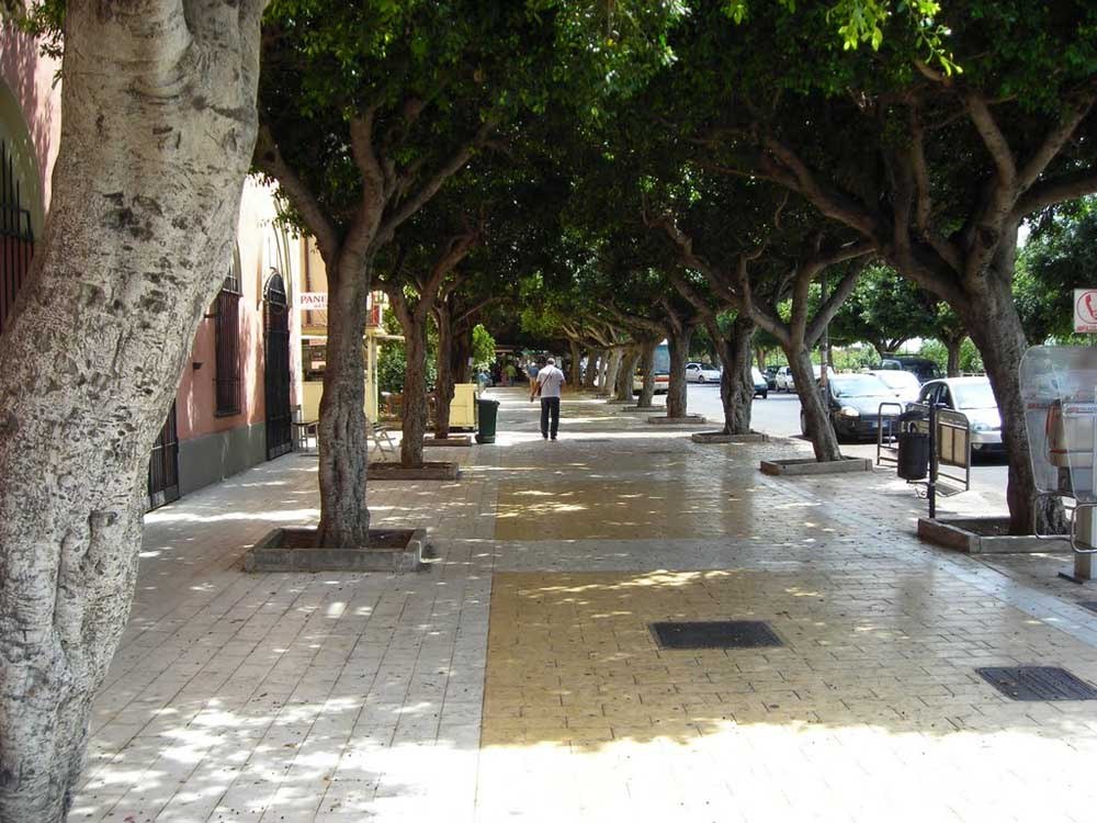 Al momento stai visualizzando Agrigento – Ladri in un b&b al Viale della Vittoria: magro il bottino, ingenti i danni