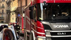 Scopri di più sull'articolo Agrigento – Scooter distrutto dalle fiamme nella notte: paura a Sciacca, non si esclude il dolo