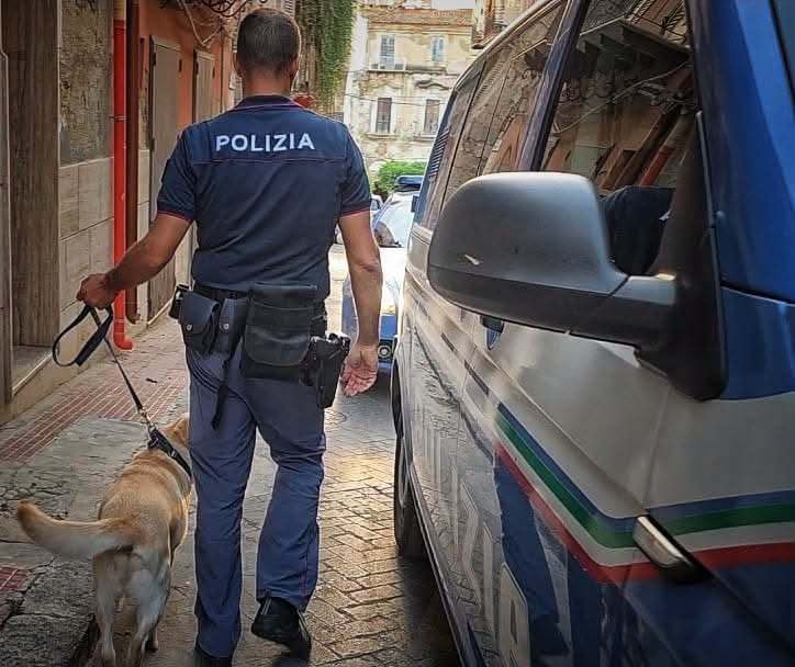 Scopri di più sull'articolo Agrigento – Maxi controllo della polizia a Ribera e Santa Margherita Belice, il bilancio