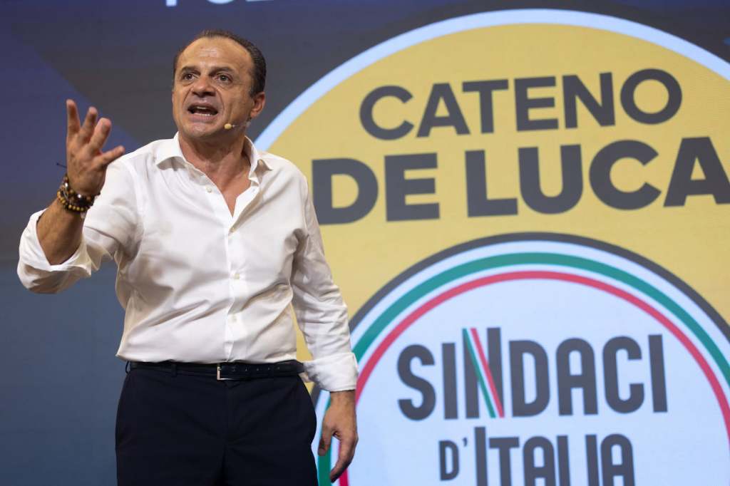 Al momento stai visualizzando Agrigento – Regionali, Cateno De Luca: “Alleati col centrodestra nazionale ma opposizione a Schifani”