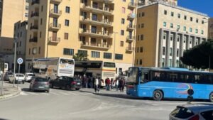 Scopri di più sull'articolo Agrigento, pullman e pedoni nello stesso spazio: La Regione risponde a Report Sicilia, chiediamo la sospensione precauzionale del terminal