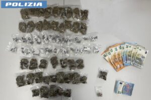 Scopri di più sull'articolo Agrigento – Consegnano droga a domicilio, arrestati due minorenni