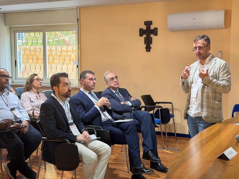 Al momento stai visualizzando Agrigento, “Farmacia dei servizi”: confronto sul paziente cronico (interviste al Vg)