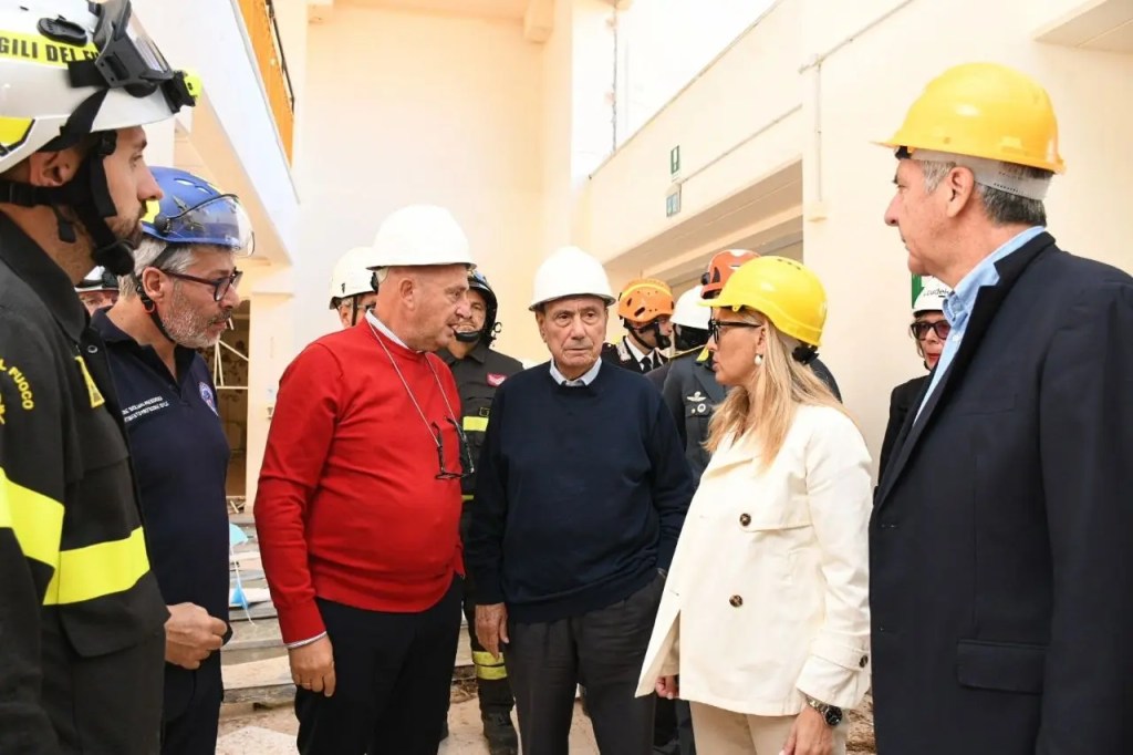 Al momento stai visualizzando Agrigento – Maltempo, sopralluogo di Schifani a Marsala: “Faremo la nostra parte. Evento anomalo, studiamo come poterli affrontare” / Video