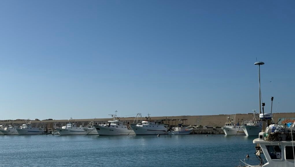 Scopri di più sull'articolo Agrigento – Caro gasolio insostenibile, anche i pescatori di Licata si fermano