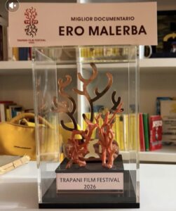 Al momento stai visualizzando Agrigento – Il docufilm “Ero Malerba” del favarese Tony Trupia vince al Trapani Film Festival: l’opera torna a trionfare sul grande schermo a più di dieci anni dall’uscita