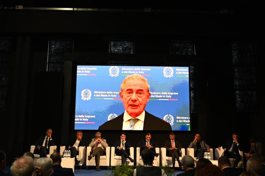 Scopri di più sull'articolo Agrigento – Heysun 2026, la Sicilia al centro del confronto sulla transizione energetica nel Mediterraneo