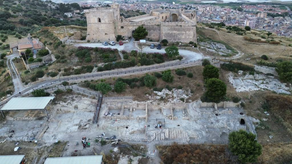 Al momento stai visualizzando Agrigento – “Finziade Project”, riprendono le attività di ricerca sul monte Sant’Angelo di Licata