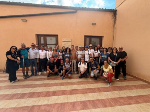 Al momento stai visualizzando Agrigento – Campobello di Licata ha avuto l’onore di accogliere i partecipanti della 4ª Giornata Regionale dei Cammini e Sentieri di Sicilia