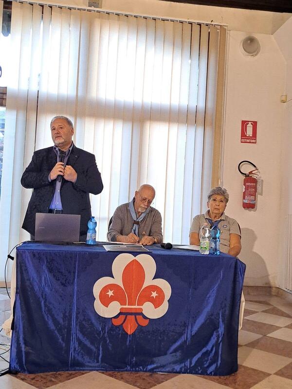 Al momento stai visualizzando Agrigento – Intelligenza artificiale: intervento di Francesco Pira a Murano