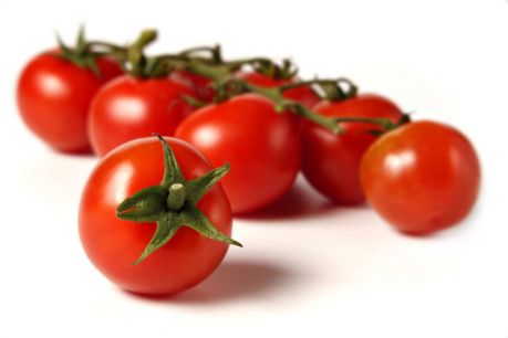 Scopri di più sull'articolo Agrigento – Focolai di salmonella, stop ai pomodori crudi nelle mense: un lotto contaminato arriva da Caltanissetta