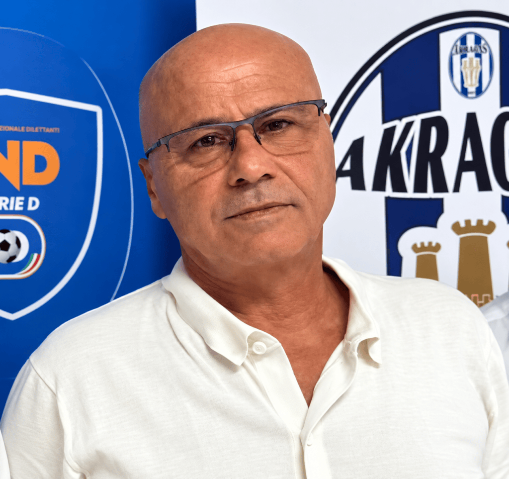 Al momento stai visualizzando Agrigento – Akragas, Russello guarda oltre i risultati: “Vogliamo stare in alto, ma abbiamo ancora grandi margini di crescita”