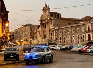Scopri di più sull'articolo Agrigento – Sorpreso a nascondere droga nel contatore dell’acqua, in casa aveva anche proiettile: arrestato 71enne