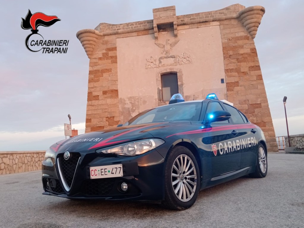 Al momento stai visualizzando Agrigento – Fuga in auto e droga a bordo: un arresto