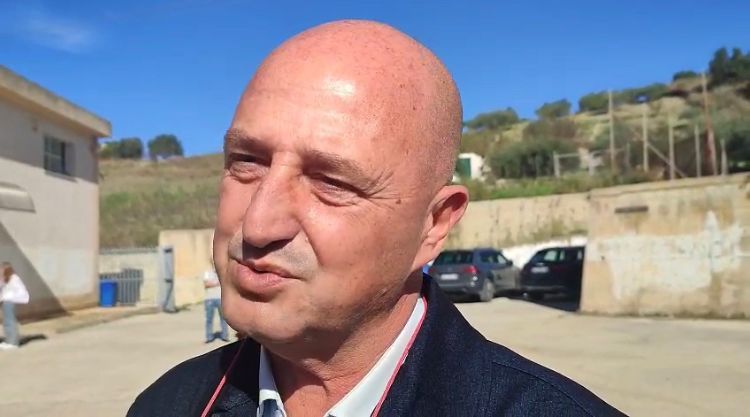 Scopri di più sull'articolo Agrigento – “Più vicini ai cittadini”, l’assessore Turano a Lampedusa presenta progetto finanziato con 60 mila euro