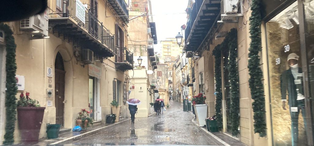 Al momento stai visualizzando Agrigento – Torna il maltempo, oggi allerta gialla in tutta la Sicilia 