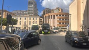 Scopri di più sull'articolo Agrigento, pedoni tra pullman e automobili: Sospendere subito il terminal, non aspettiamo un incidente grave
