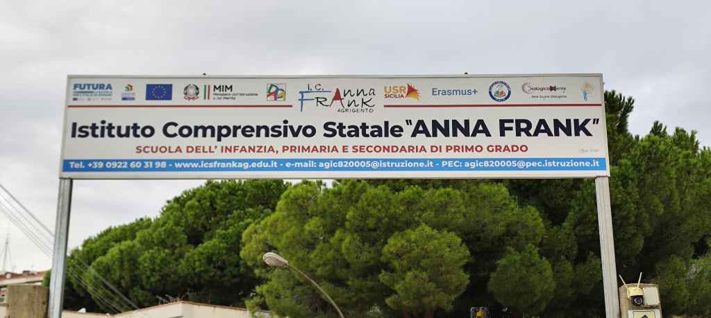 Al momento stai visualizzando Agrigento – “Una Vita da Social -Action Week”, la Polizia di Stato incontra gli studenti dell’Istituto “Anna Frank”