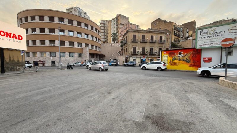 Al momento stai visualizzando Agrigento, pubblicità sullo stabile monumentale di piazzale Rosselli. Il Comune mostri gli atti