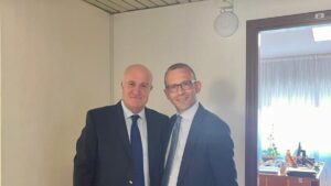 Scopri di più sull'articolo Agrigento – L’on. Salvaggio incontra l’assessore Caruso: più risorse per la salute nell’agrigentino