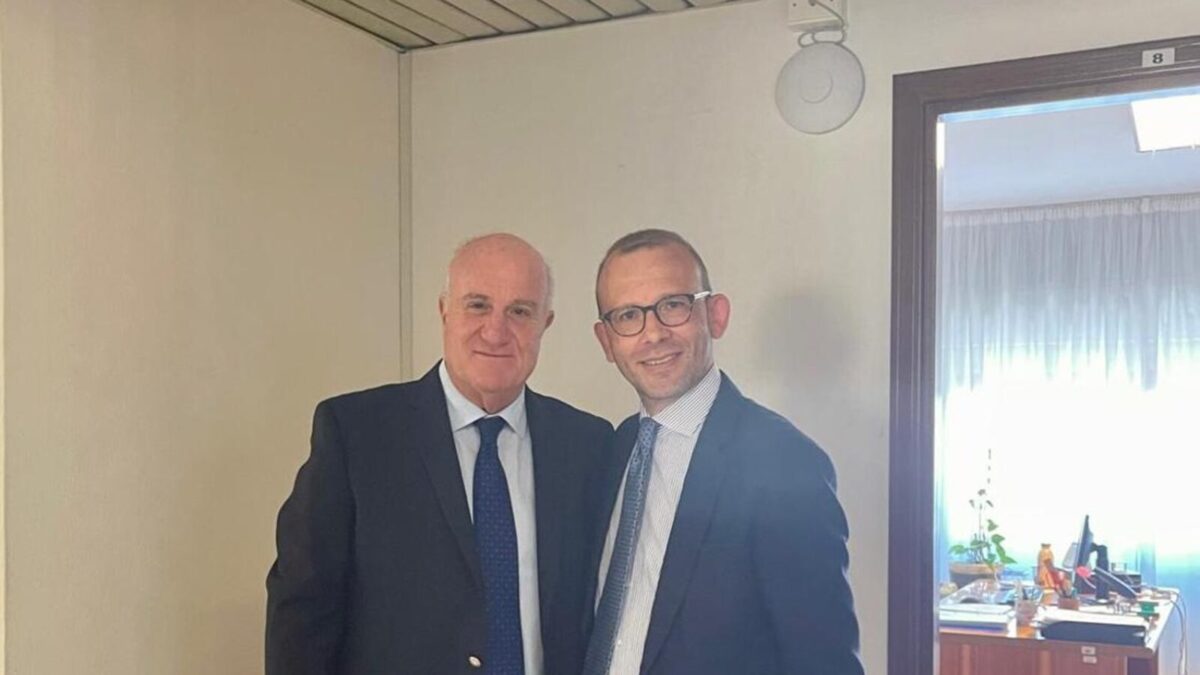 Al momento stai visualizzando Agrigento – L’on. Salvaggio incontra l’assessore Caruso: più risorse per la salute nell’agrigentino
