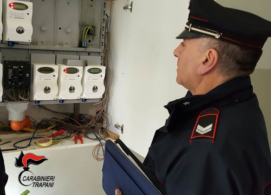 Al momento stai visualizzando Agrigento – Manomettono contatore per rubare energia elettrica, 3 arresti