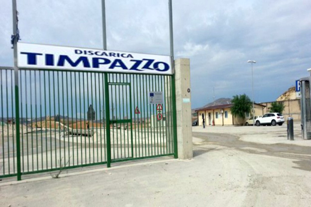 Al momento stai visualizzando Agrigento – “Interravano rifiuti nella discarica Timpazzo”, 45 indagati 